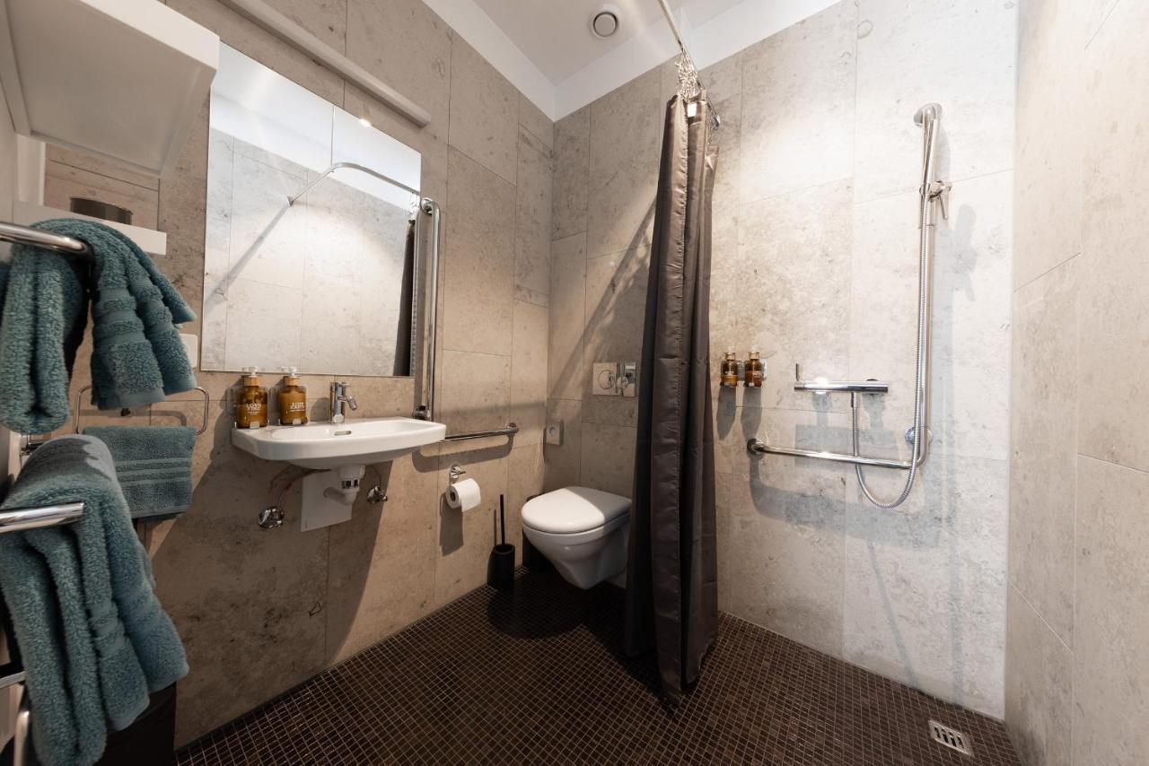 Ambrosia Guesthouse Райнфельден Экстерьер фото
